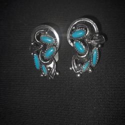 Beautifull .925 Silver Set Turquoise Earings 