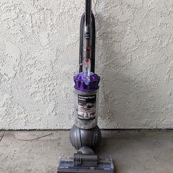 Dyson vacuum cleaner