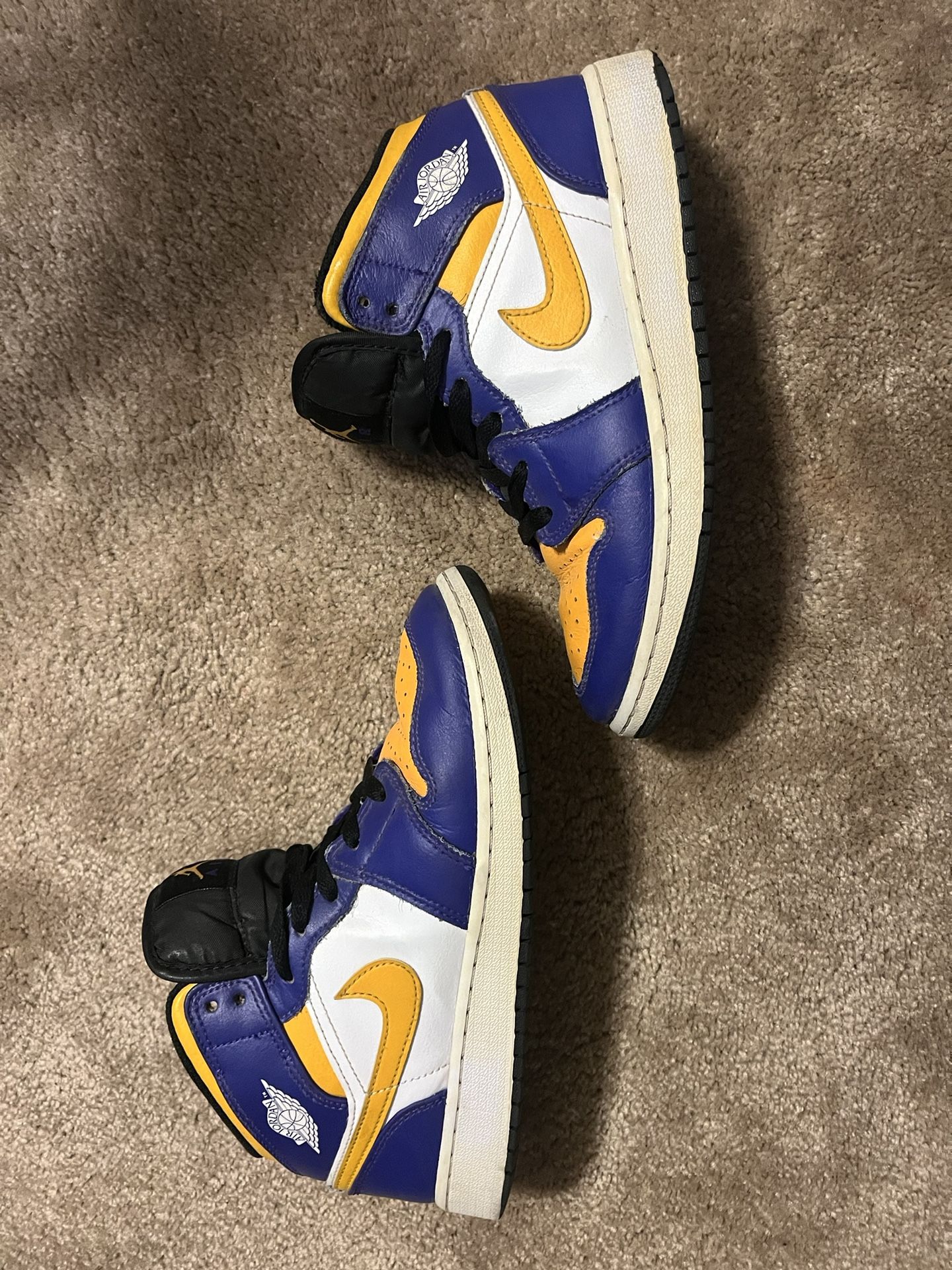 Nike Air Jordan 1 Mid GS Dark Concord Taxi White Black