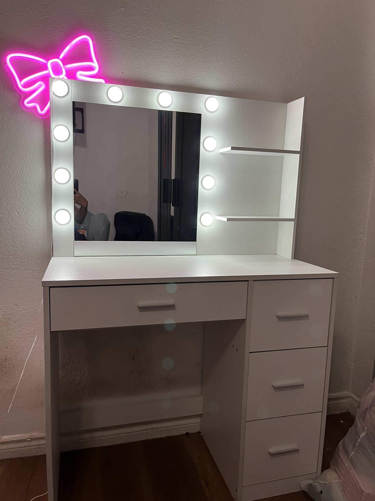 Makeup Vanity 
