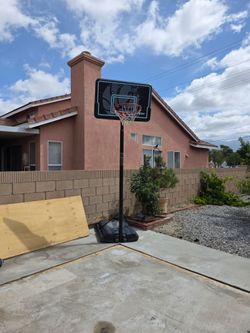 Basket ball.hoop
