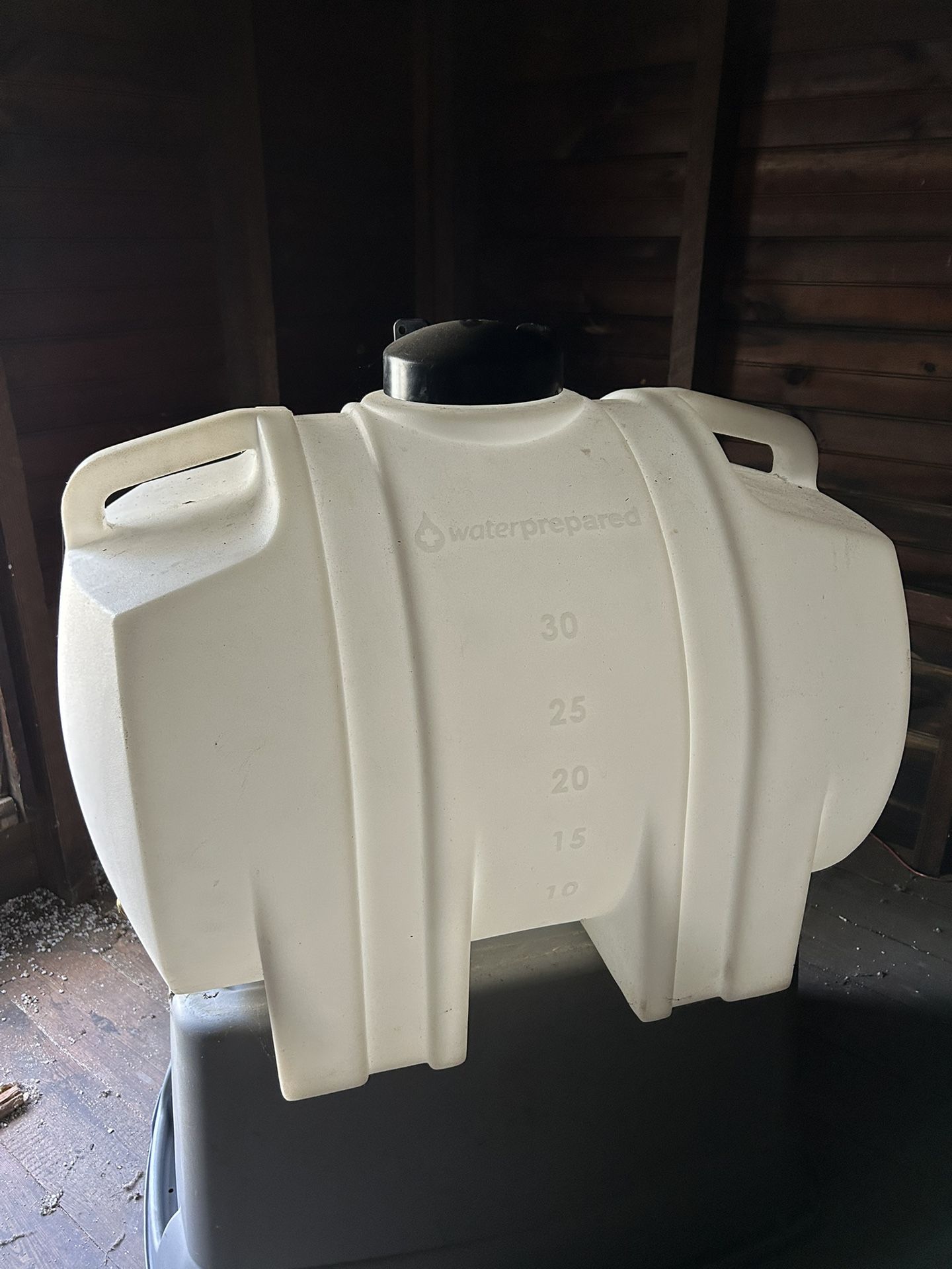 35 Gallon Water Tank