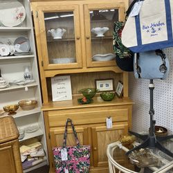 Pine 2 pc China Hutch