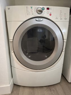 Whirlpool Duet Front Load Gas Dryer
