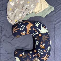 Boppy Pillow 