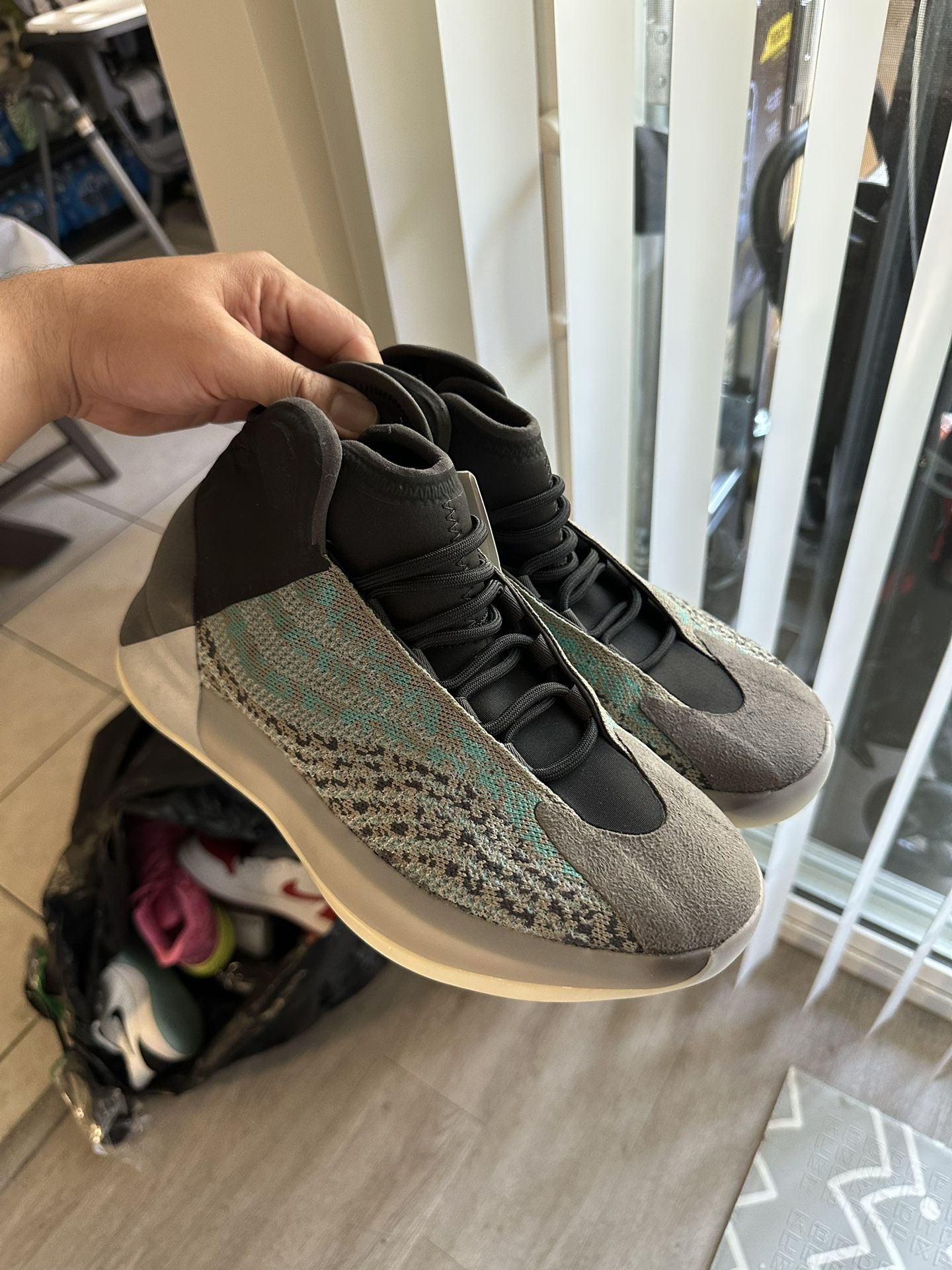 Yeezy QNTM
