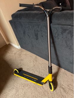 UrbanArtt custom complete pro scooter