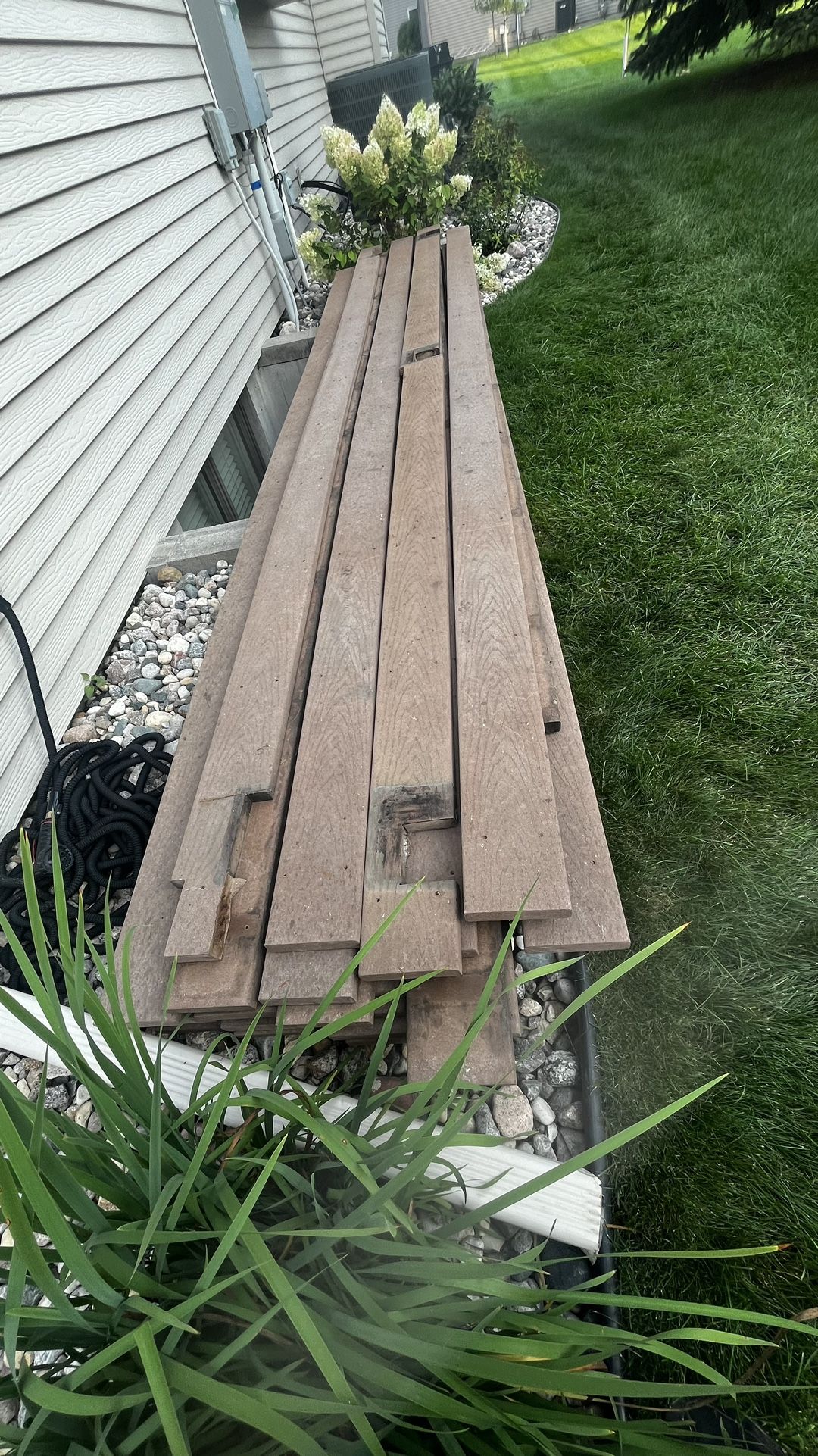 Trex Deckboards Railing Pickets Postsleaves Caps