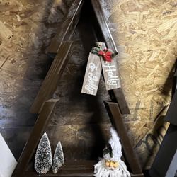 Wood Christmas Trees. 