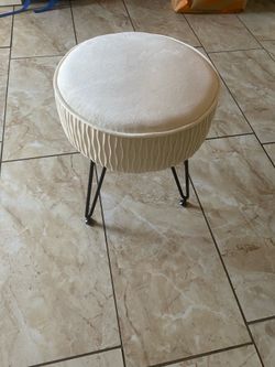 Banquito seminuebo