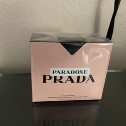 Prada Peradoxe perfumes