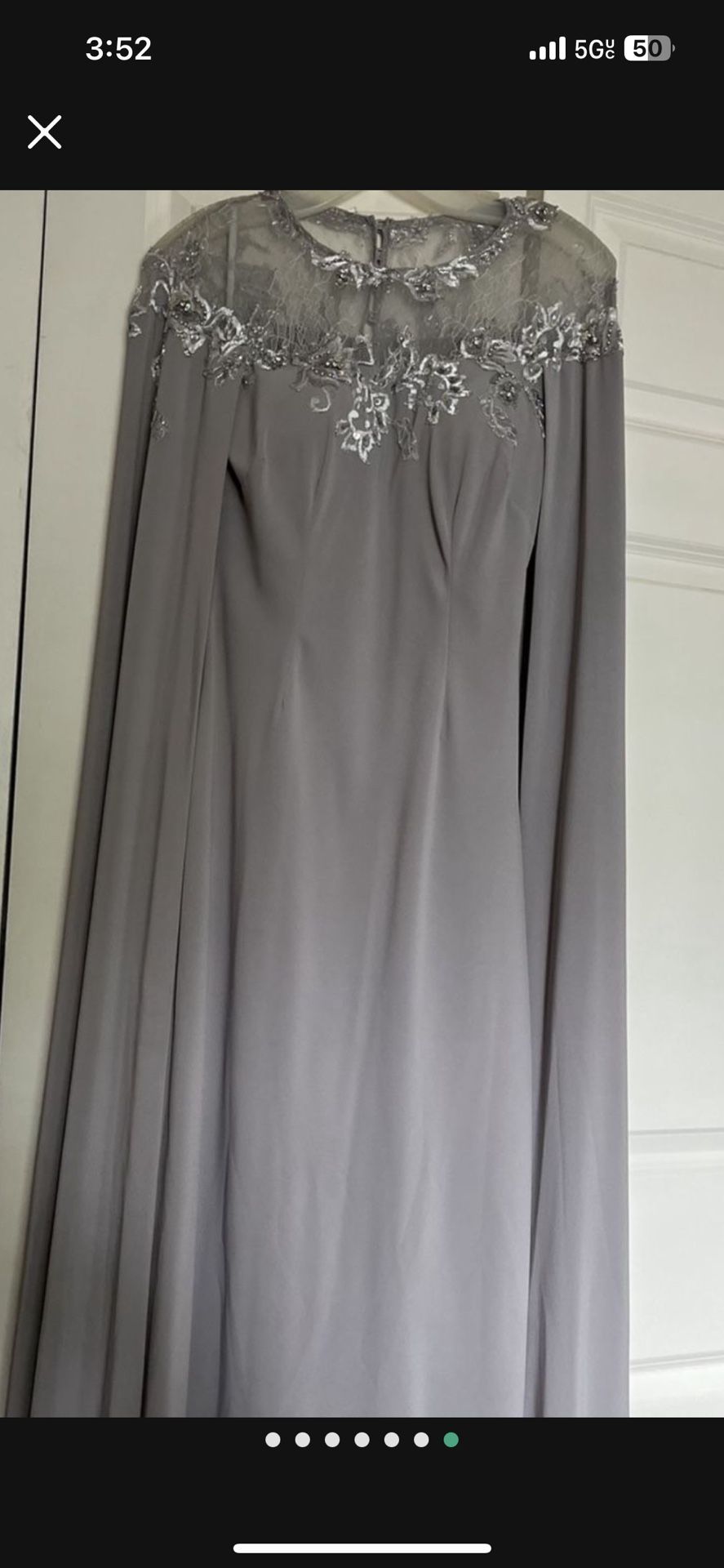 It’s A Beautiful Long Evening Dress For Woman’s The Size Is 6 The Color Is Light Grey Made By JANIQUE Use Only One Time