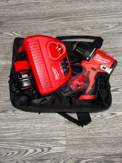 Milwaukee M12 Compact Brushless kit with (2) batteries