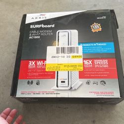 Cable Modem & WiFi Router