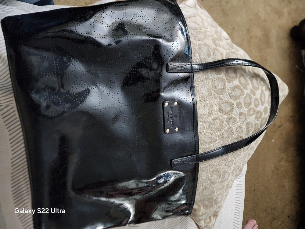 $30 Obo Kate Spade Black Gloss Summer Tote