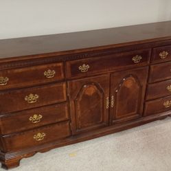 Beautiful Brighton Hall Dresser