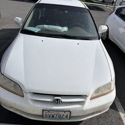 2000 Honda For Parts