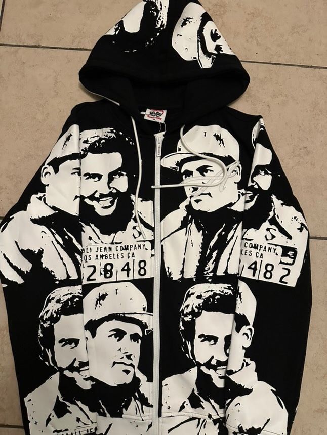 asaali hoodie