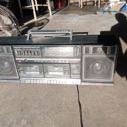 Vintage Carrera 2 way 4 Speaker System 