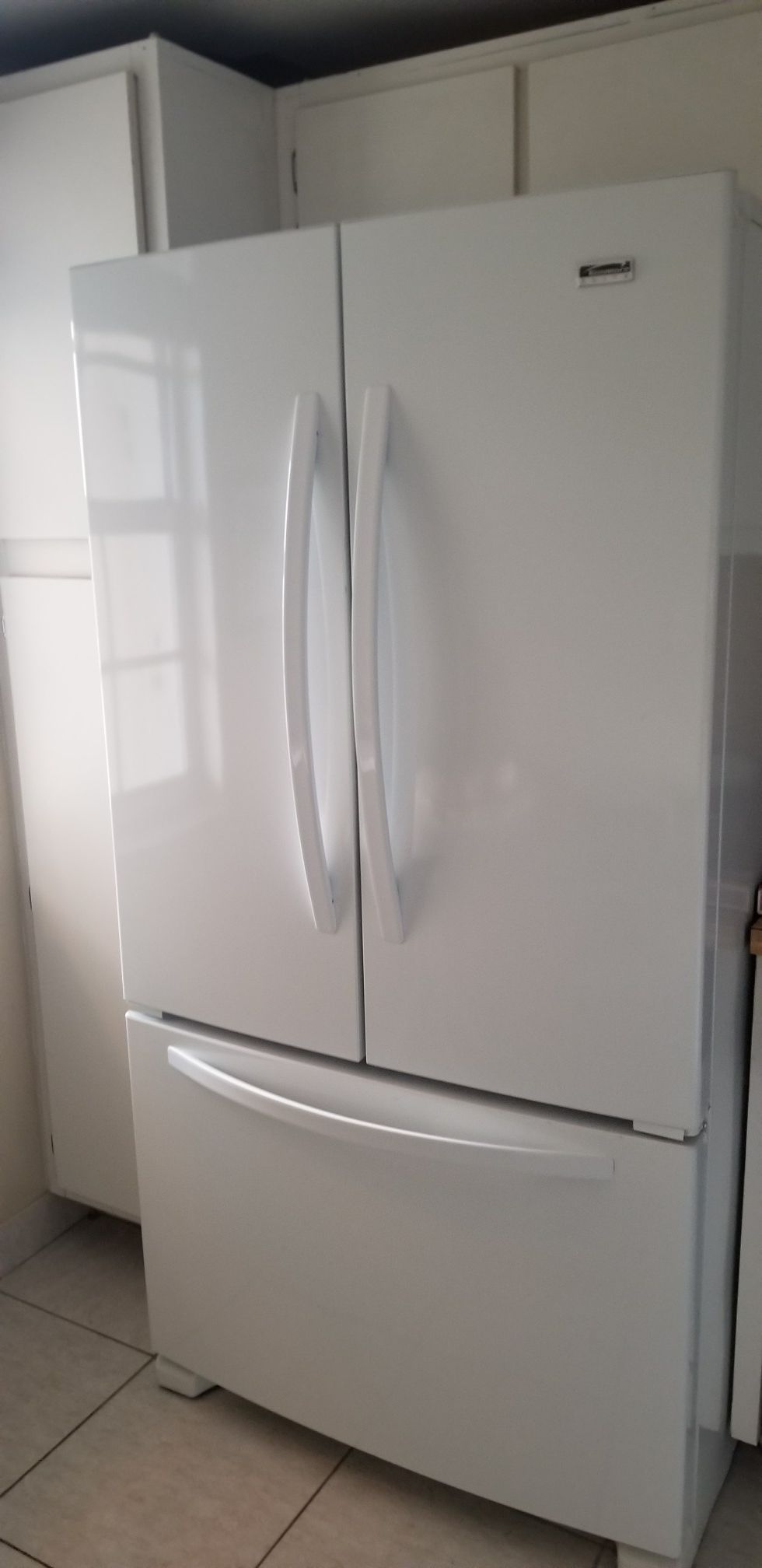 Kenmore refrigerator fridge french door white