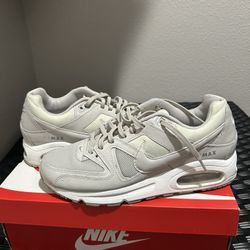 Size 10 Women’s, Nike Sneakers