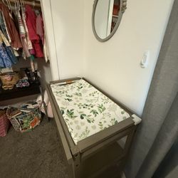 Baby Changing Table With Pad 