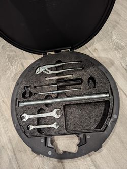 W140 Mercedes Tools