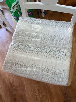 Huggies diapers size 3 $30 for all 68 of them