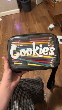 Cookies clear strap pouch