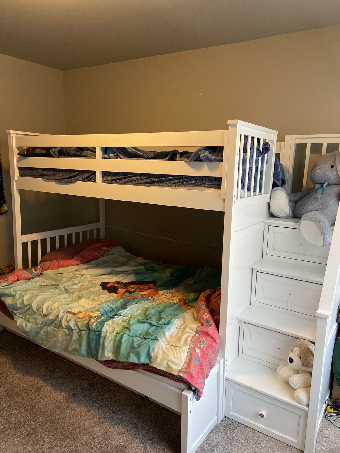 Bunk bed  White 