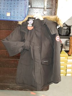 Size Men Small Canada Goose
