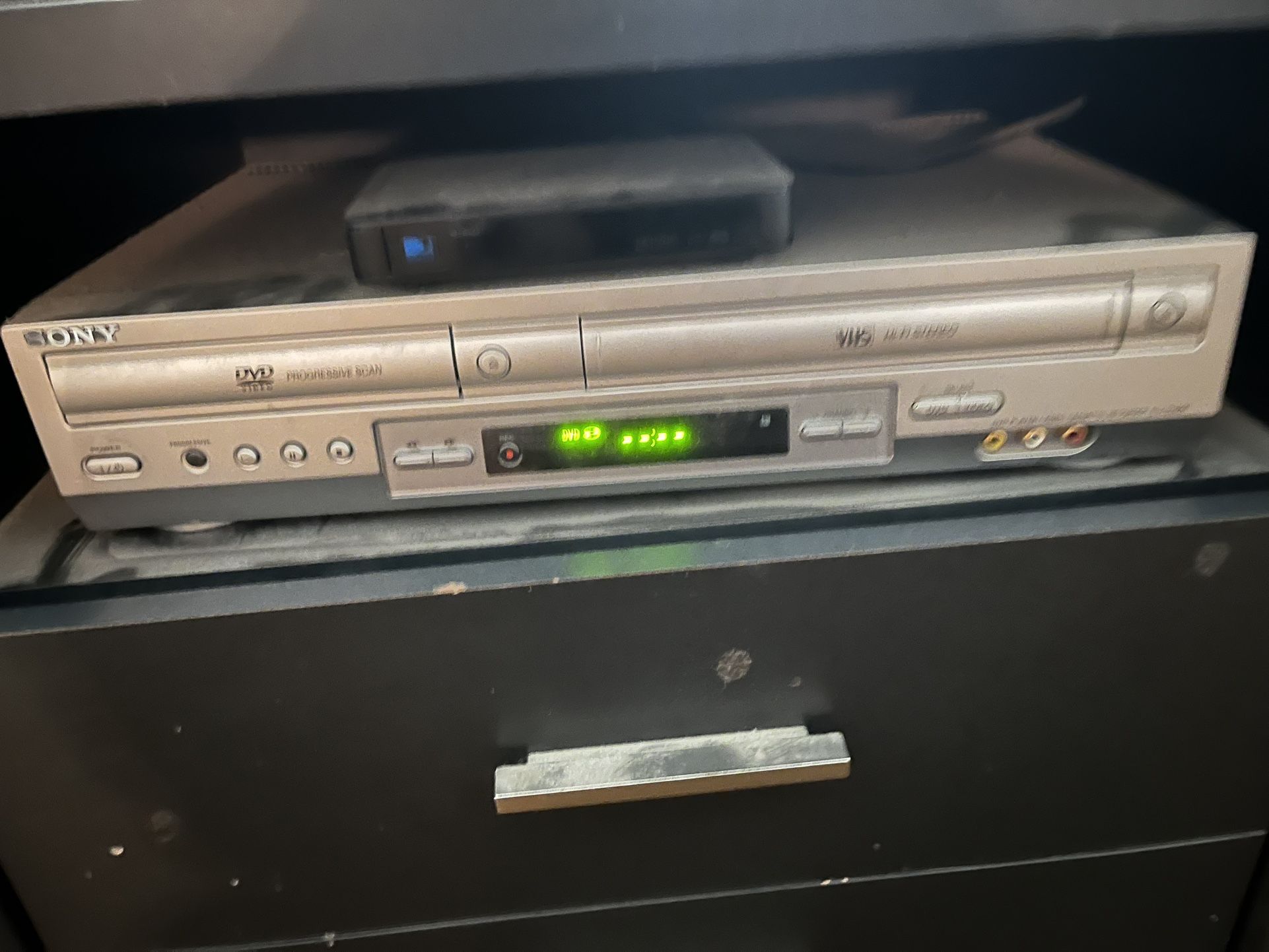 Any DVD/vhs VCR