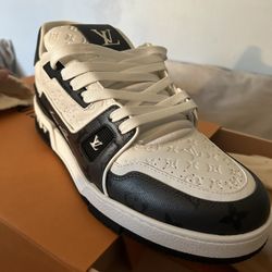 Louis Vuitton Sneakers 