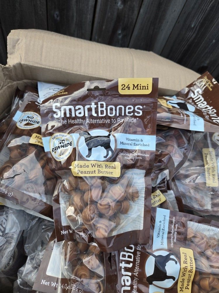 (45x) SmartBones Rawhide-Free with Real Peanut Butter Mini Bones 16 Count 9 oz