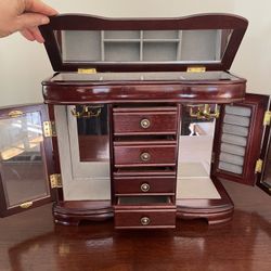 Vintage Jewelry Chest