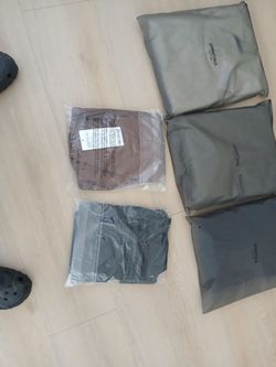 Essentials hoodie/Lululemon