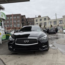 2015 Infiniti Q50