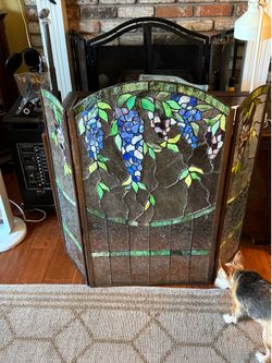 GORGEOUS VINTAGE STAINED GLASS FIREPLACE SCREEN