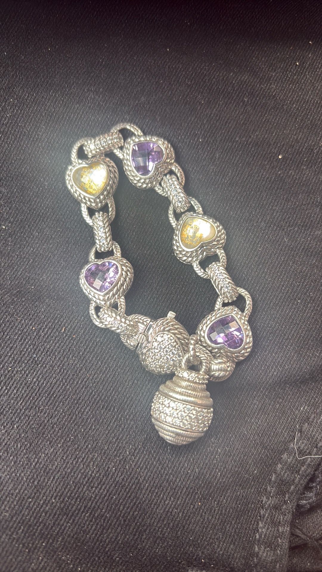 Charm bracelet