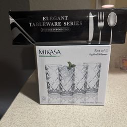 Set Of 4 Glasses/silverware