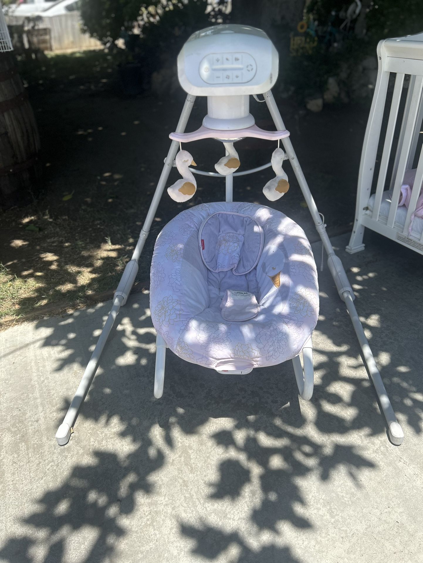 Fisher-Price 2-in-1 Deluxe Cradle 'n Swing
