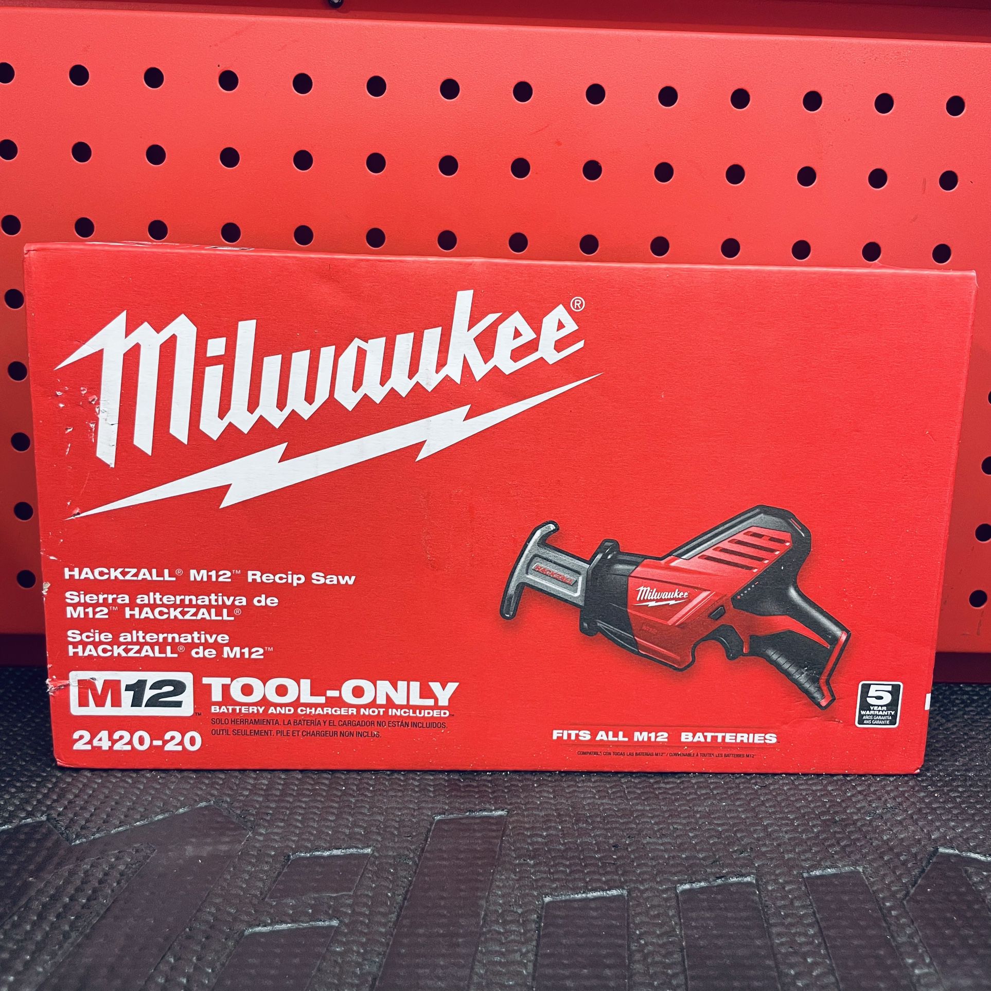 Milwaukee M12 12V Lithium-Ion HACKZALL Cordless Reciprocating Saw (Tool-Only)  for Sale in Lamont, CA OfferUp