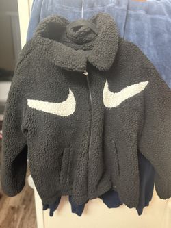 Viral Nike Puffer jacket