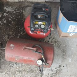 Air. Compressor With Extra Tank