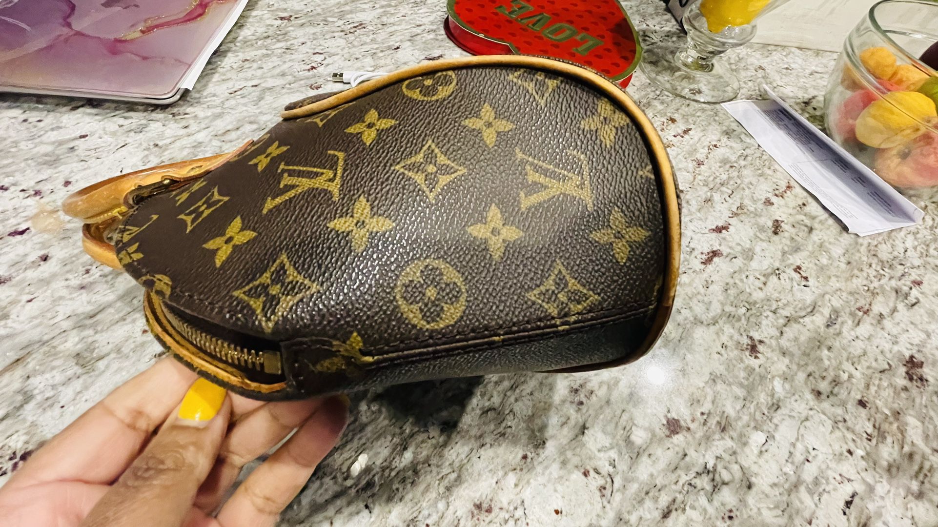 Original Louis Vuitton looping bag for Sale in Mesquite, TX - OfferUp