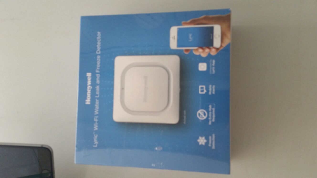 Wi-Fi water leak and freeze detector