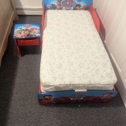toddler bed and night table , excellent condition 