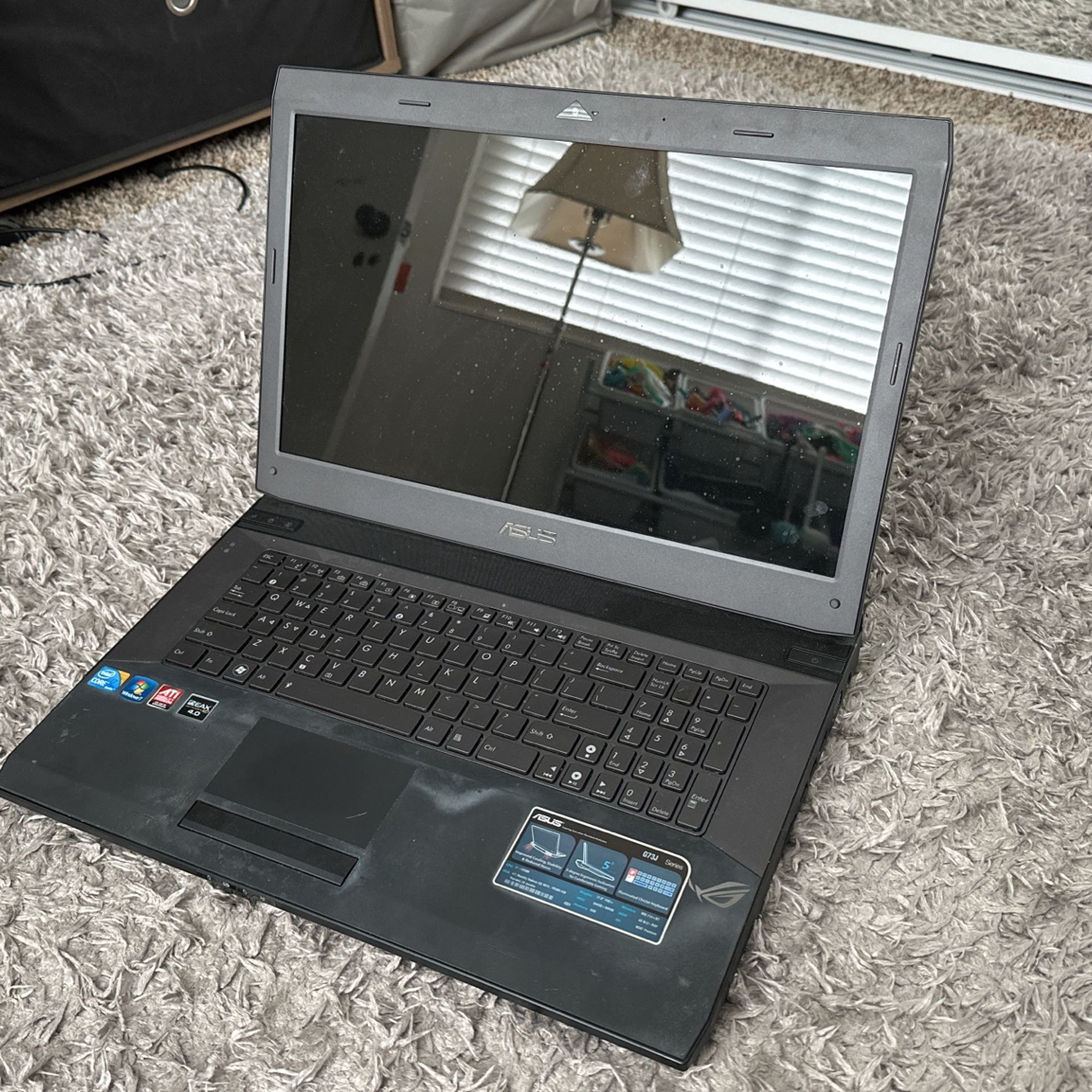ASUS G73J Series Laptop