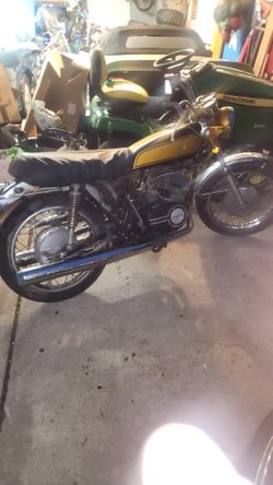 1971 Yamaha 2 stroke cycle
