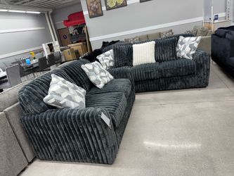 Gorgeous Sofa Set 🩶 Grey color
